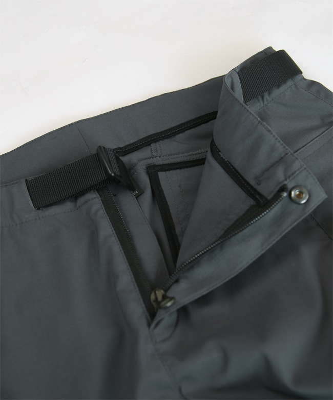 SALE 50%OFF】[24s-60335]Tilak(ティラック) TECH Shorts テック