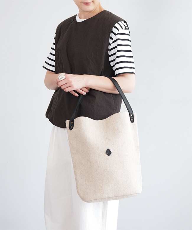 【未使用】CLEDRAN クレドランHAND＆WORK WIDE TOTE　白黒 未使用】CLEDRAN クレドランHAND＆WORK WIDE TOTE 白黒