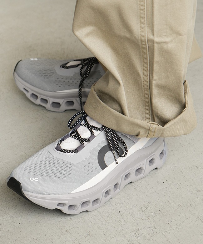 スニーカー Autry Sneaker Cloudmonster On オン レディース スニーカー クラウドモンスター