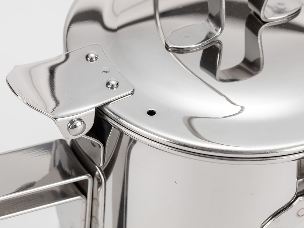 新品未使用 スノーピーク クラシックケトル1.8 CS-270R ⑤ 楽天市場】スノーピーク クラシックケトル 1.8 やかん ケトル 湯沸かし