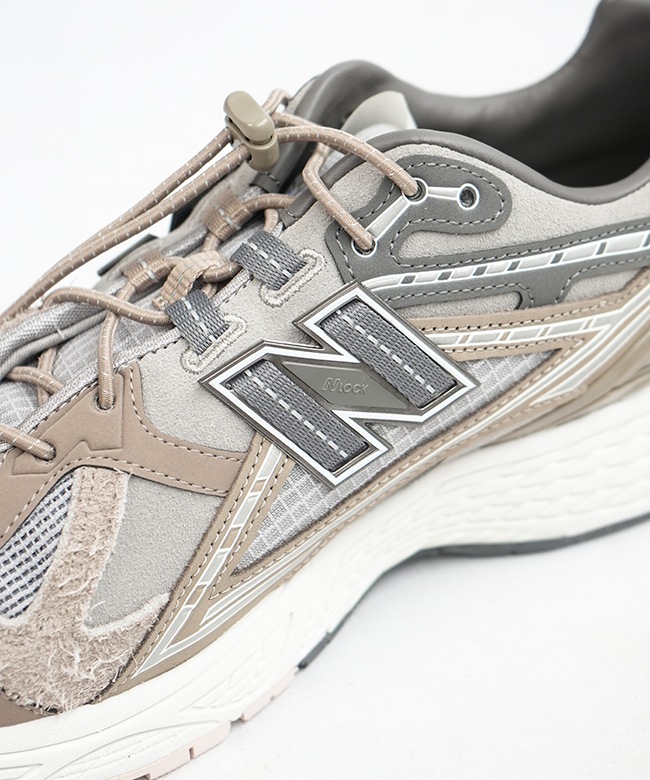 N755-191201-150 ニューバランス New Balance 997H 28.5㎝ スニーカー 未使用 タグ付き 話題騒然コラボ３選！「ニュースなニューバランス」の特別すぎる大人