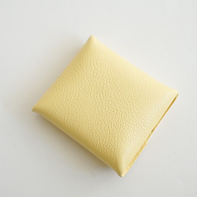 ◇【国内正規販売店】[54222304141]IL BISONTE(イルビゾンテ)コイン