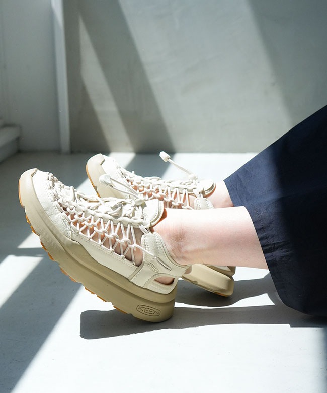 KEEN(キーン) UNEEK WK ウィメンズ ユニーク ダブルケー レディース