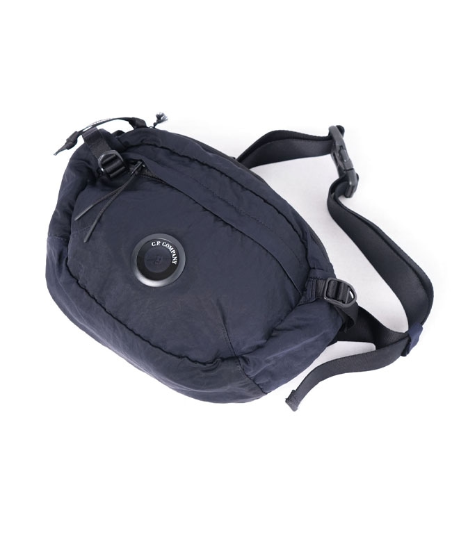 cp company ボディーバッグ　明日まで値下げしてます。 C.P.COMPANY(シー・ピー・カンパニー) Nylon B Lens Crossbody Pack