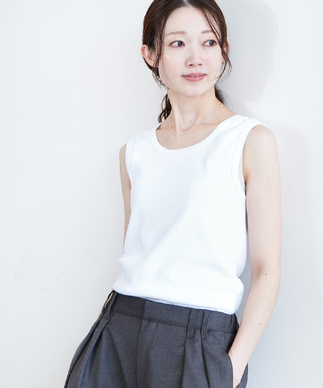 chopova lowena タンクトップ　ノースリーブ　キャミ　チョポバ チョポヴァ ロウェナ(ChopovaLowena)ウィメンズトップス、スカート