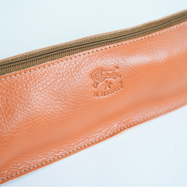 ◇【国内正規販売店】(411466)IL BISONTE(イルビゾンテ) レザー