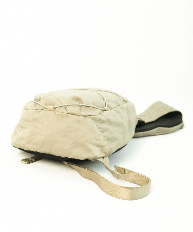 C.P.COMPANY(シー・ピー・カンパニー) Nylon B Lens Crossbody