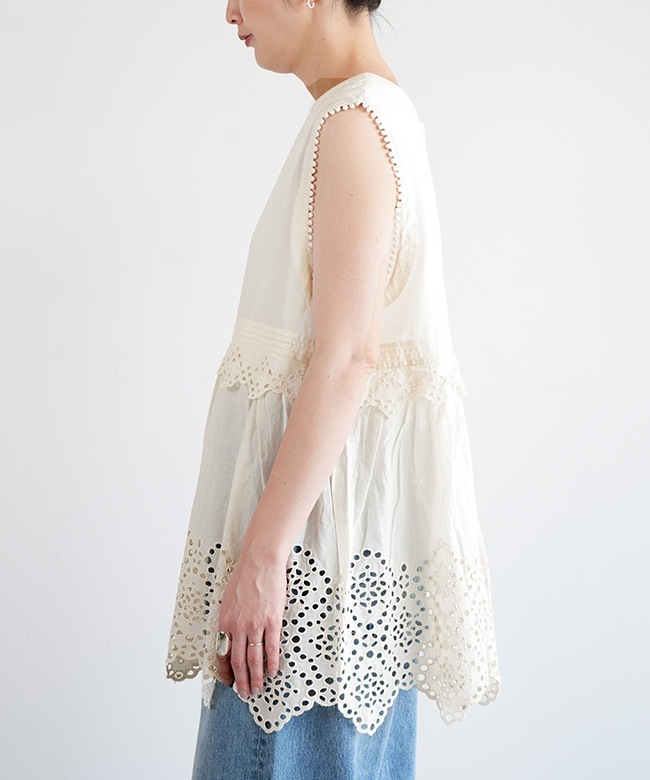 TB25120] tumugu(ツムグ) カットワークレース 2wayノースリ