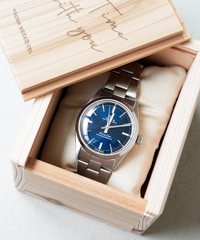 251-60906]【保存用木箱付き】UNIVERSAL PRODUCTS.(ユニバーサル