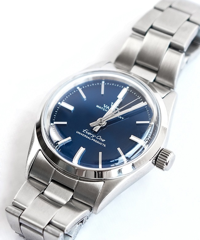 251-60906]【保存用木箱付き】UNIVERSAL PRODUCTS.(ユニバーサル