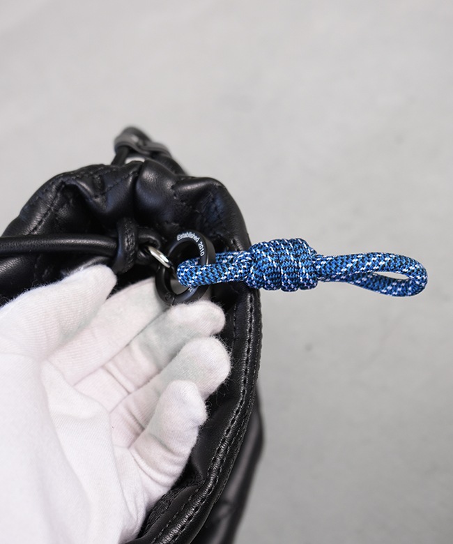 F/CE.(エフシーイー) TECH LEATHER CONTOUR DRAWSTRING POCHETTE