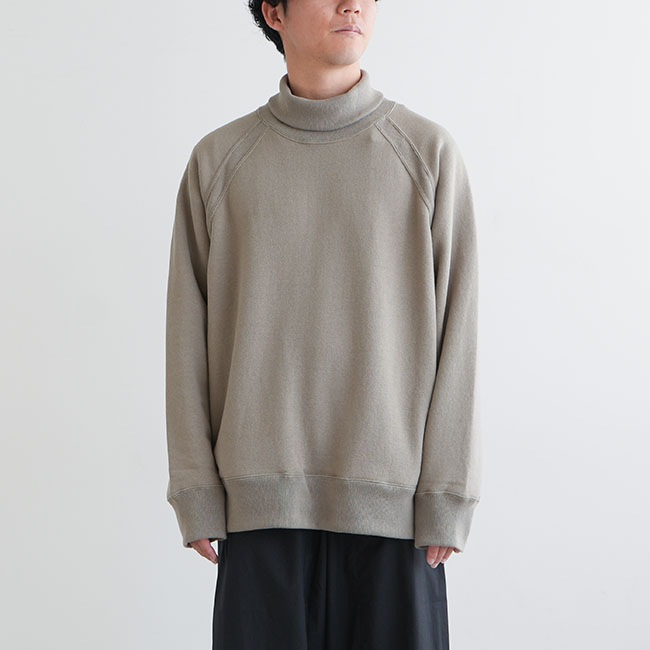 30%OFF】[233-33104]Curly&Co.(カーリー) RAFFY TURTLE-NECK P/O  