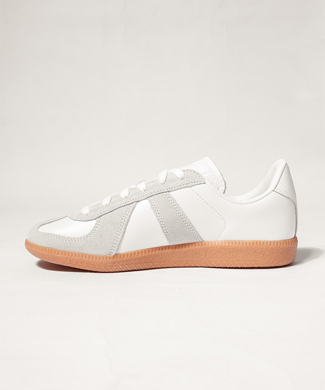 美品　adidas アーミー　BW ARMY 24cm 換え紐付 adidas Originals｜BW アーミー BW ARMY トレーニングシューズ