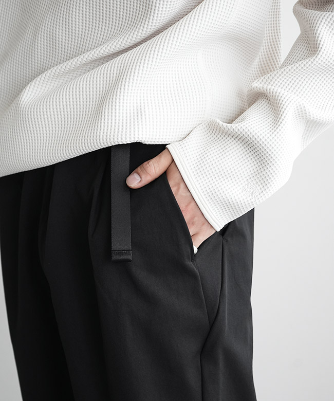 GL75177]Goldwin(ゴールドウィン) One Tuck Tapered Stretcj Pants