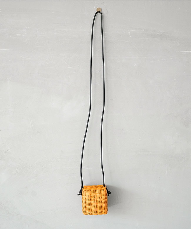 od241-0617]odds(オッズ) ARAROG CYLINDER BAG (M)(アラログ