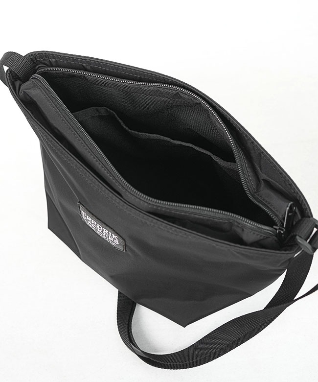 FREDRIK PACKERS(フレドリック パッカーズ) 別注 210D EVER SHOULDER