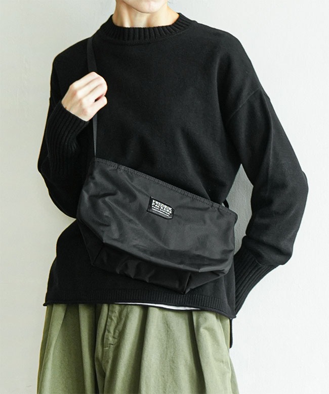 FREDRIK PACKERS(フレドリック パッカーズ) 別注 210D EVER SHOULDER