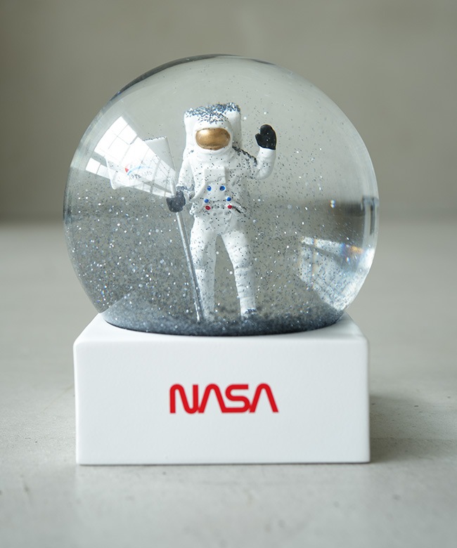 DETAIL(ディティール)NASA Snow Globe ナサ スノー グローブ / 月面の