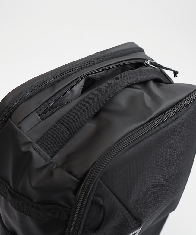 国内正規販売店】Patagonia(パタゴニア)BLACK HOLE MINI MLC ブラック