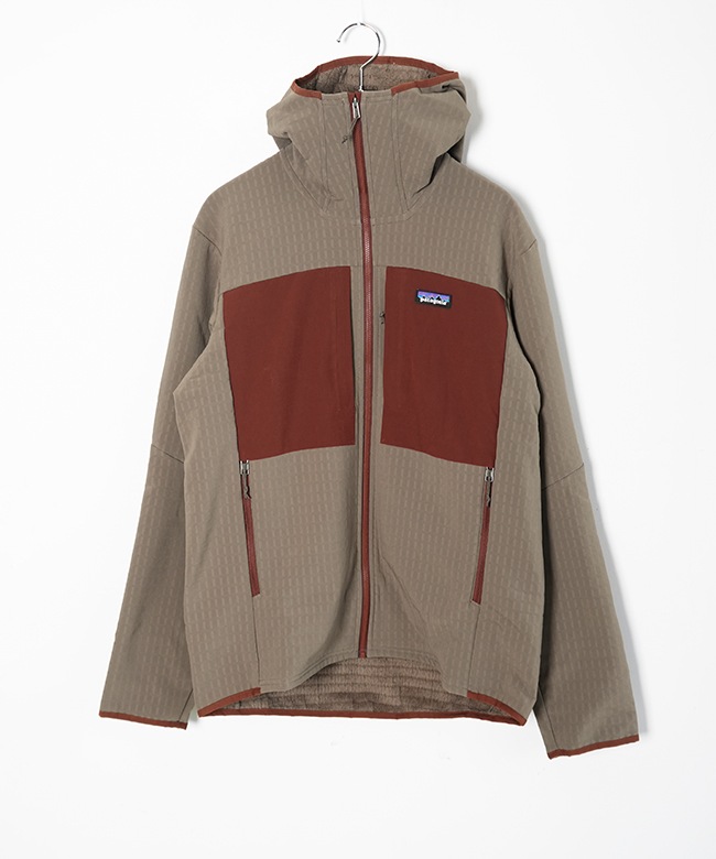 83731]Patagonia(パタゴニア) メンズ・R2 テックフェイス・フーディ