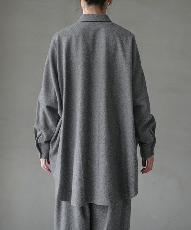 4-230063]mizuiro ind(ミズイロインド) ポケット付きワイドシャツ