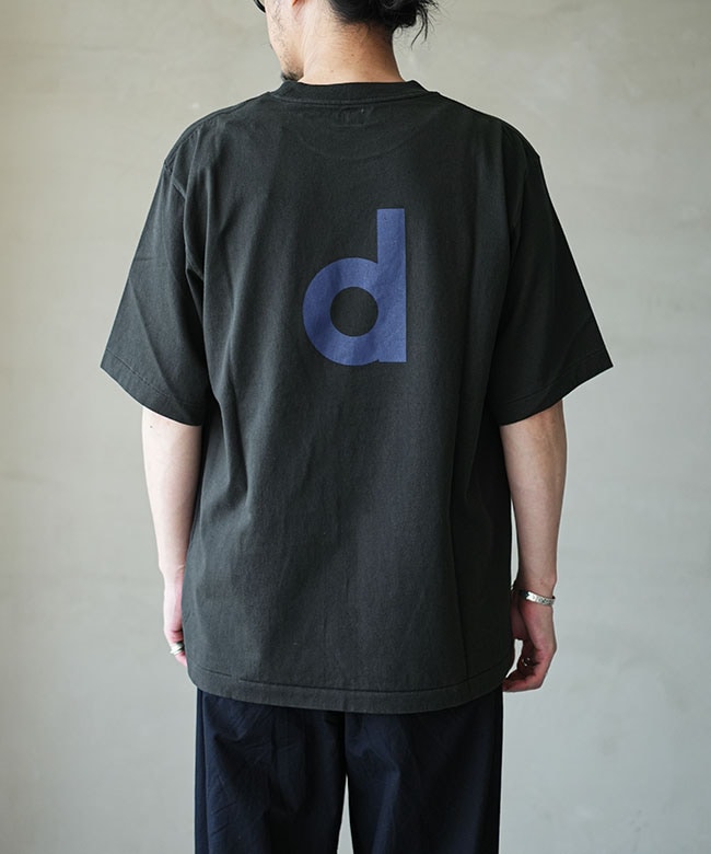 blurhms ROOTSTOCK(ブラームスルーツストック) bd Print Tee STANDARD