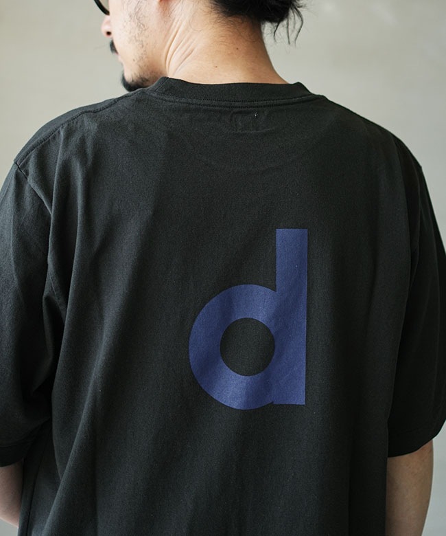 blurhms ROOTSTOCK(ブラームスルーツストック) bd Print Tee STANDARD
