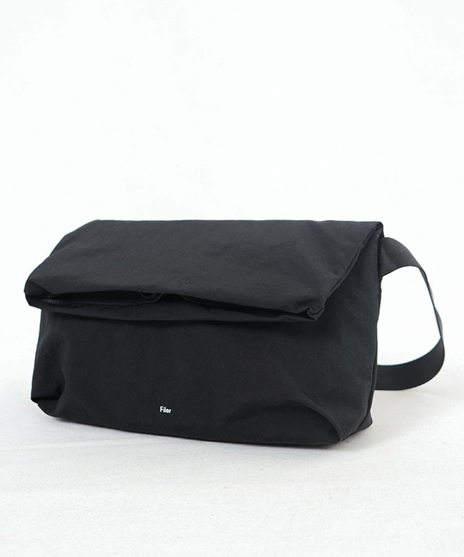Filer(フィレール) SIWA KUCHIORE SHOULDER シワ口折れショルダー