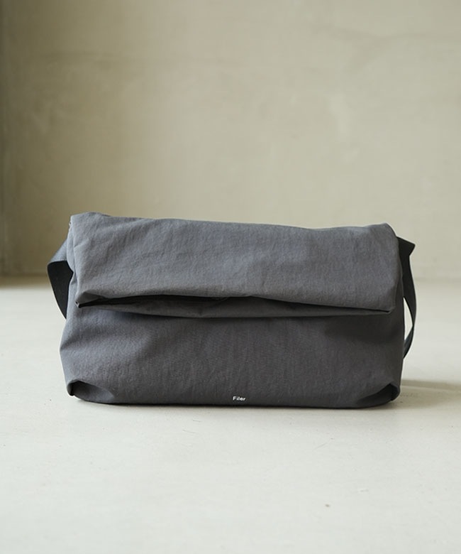 Filer(フィレール) SIWA KUCHIORE SHOULDER シワ口折れショルダー