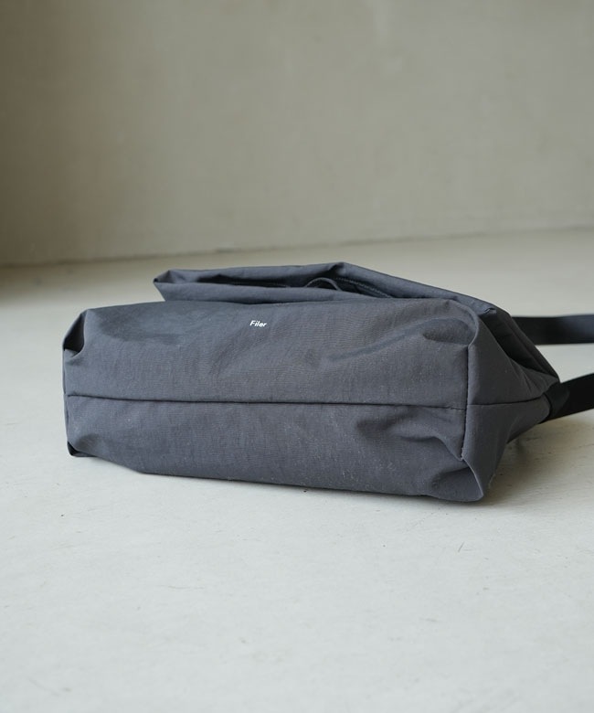 Filer(フィレール) SIWA KUCHIORE SHOULDER シワ口折れショルダー
