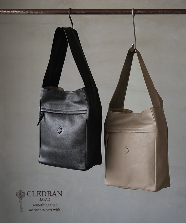 ～carly 出品～ Espresso Brown Khai Recycled Suede Ruched-Flap Side-Pocket Top