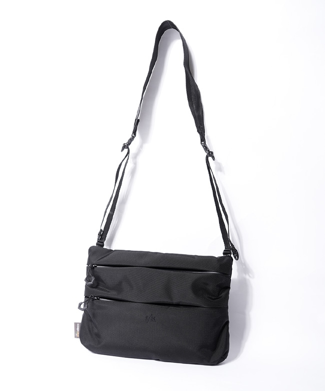 【新品定価以下】F/CE. 420 re/cor SACOCHE 黒 サコッシュ 420 re/cor Sacoche(F Black/ブラック): F/CE.