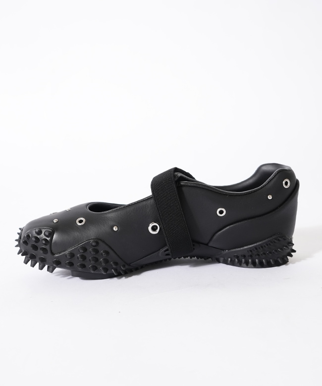 新品 PUMA プーマ モストロ フェイ スタッズ スニーカー 現行完売サイズ PUMA プーマ ユニセックス モストロ フェイ スタッズ スニーカー