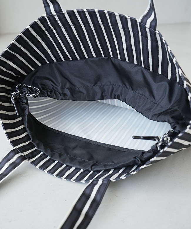 国内正規販売店】marimekko(マリメッコ) Metka Piccolo トートバッグ