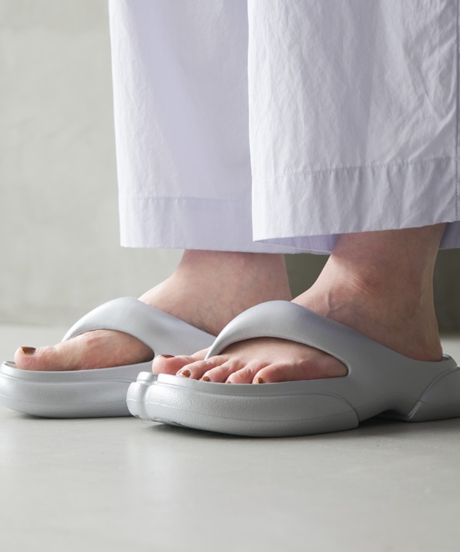 PAES(ペイズ)【携帯袋付き】FLIPFLOP 02 フリップフロップ SILVER