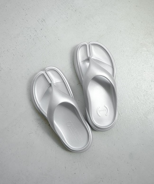PAES(ペイズ)【携帯袋付き】FLIPFLOP 02 フリップフロップ SILVER