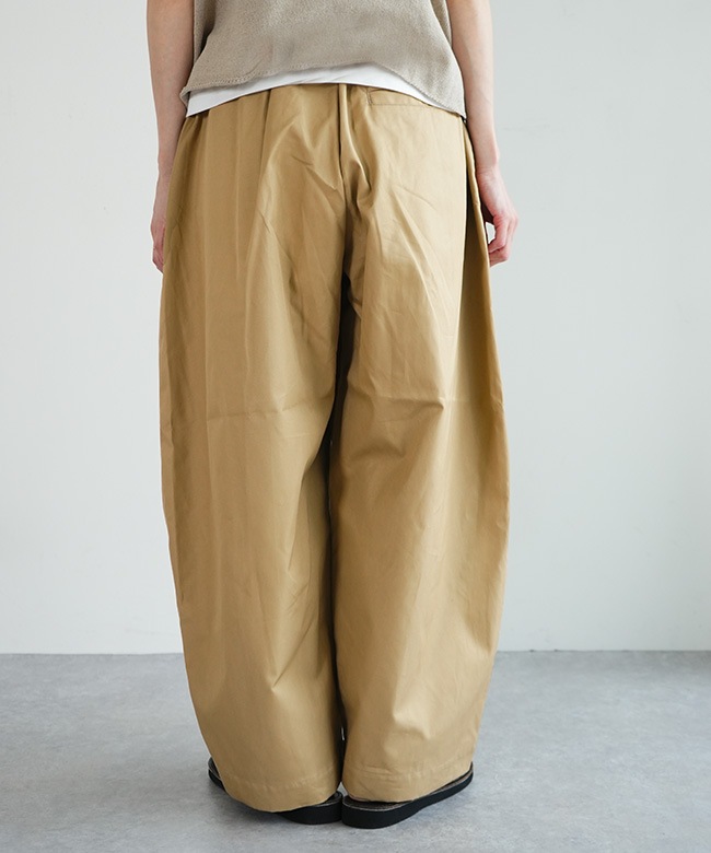 mizuiro ind(ミズイロインド) tuck cocoon slacks タックコクーン