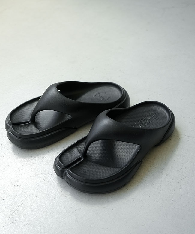 PAES(ペイズ)【携帯袋付き】FLIPFLOP 02 フリップフロップ BLACK