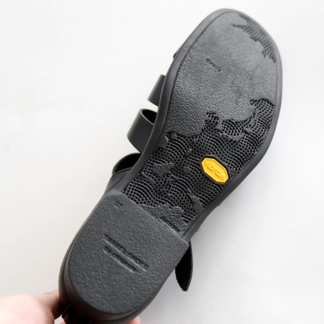 ◇TRAVEL SHOES by chausser(トラベルシューズバイショセ)フラット