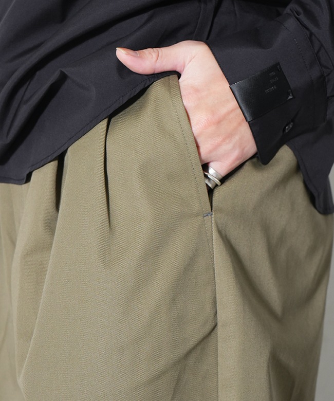 N.HOOLYWOOD(エヌハリウッド)×Dickies(ディッキーズ) 2TUCKS TROUSERS