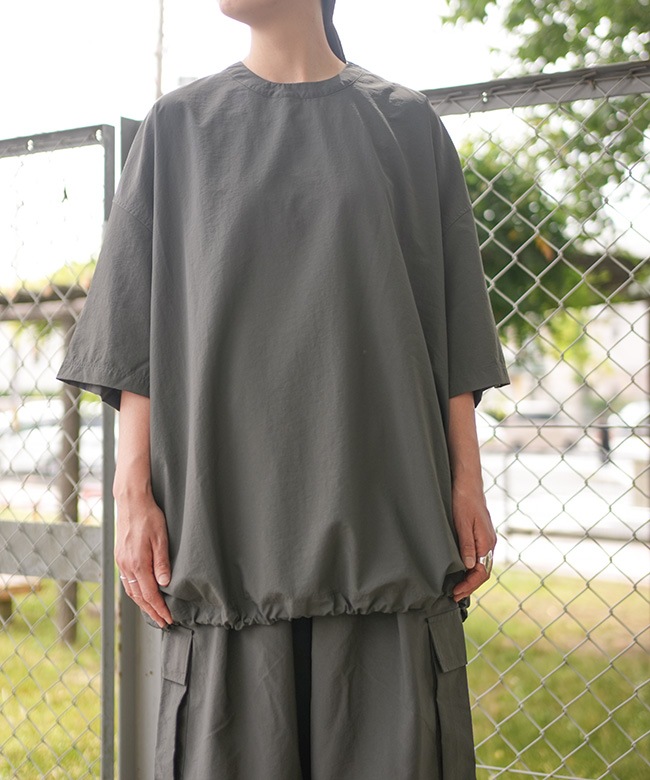 Veritecoeur(ヴェリテクール) ユニセックスS/S プルオーバー トップス