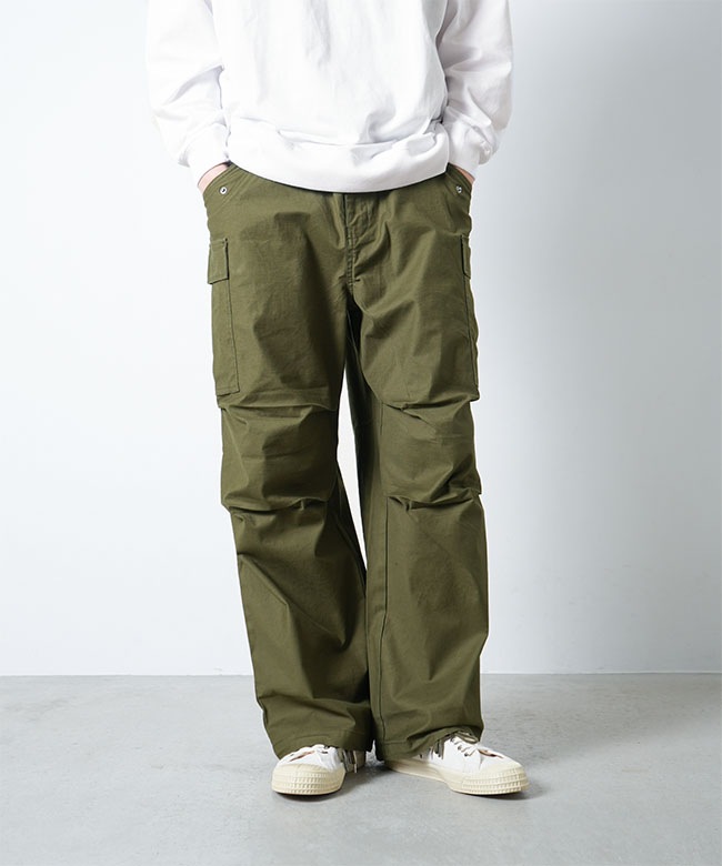 大幅お値下げ！お早めに！AP STUDIOサテンカーゴパンツ AP STUDIO（エーピーストゥディオ）の「サテンストレッチパンツ