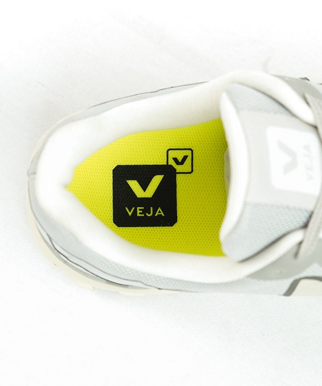 SALE 50%OFF】[VJFT230588]VEJA(ヴェジャ) FITZ ROY LIGHT TREK-SHELL