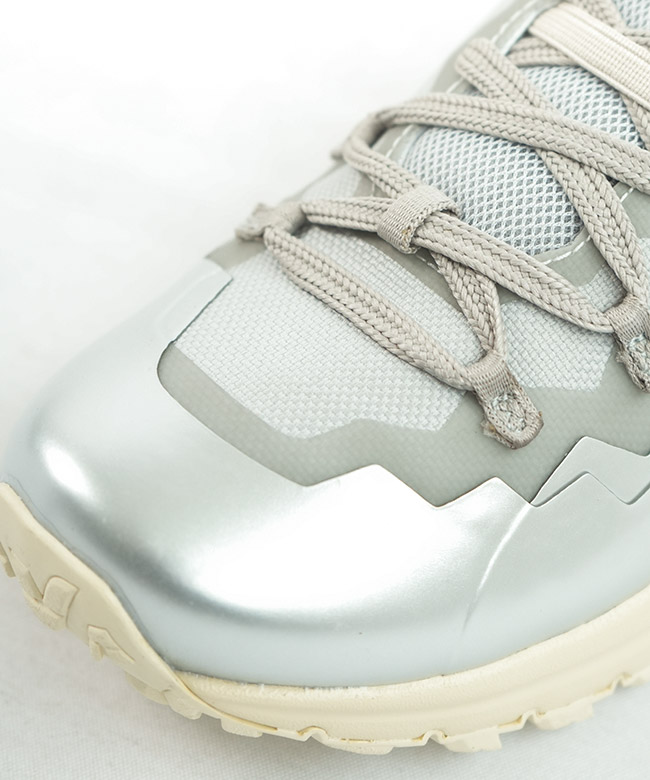 SALE 50%OFF】[VJFT230588]VEJA(ヴェジャ) FITZ ROY LIGHT TREK-SHELL