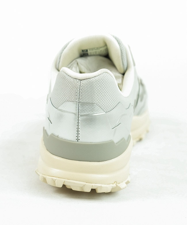 SALE 50%OFF】[VJFT230588]VEJA(ヴェジャ) FITZ ROY LIGHT TREK-SHELL