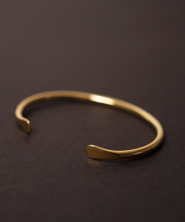 3190A]BRU NA BOINNE(ブルーナボイン) ソーラスバングル ナロー ブラス