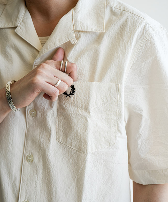 FRED PERRY(フレッドペリー) Seersucker Revere Collar Shirt シア