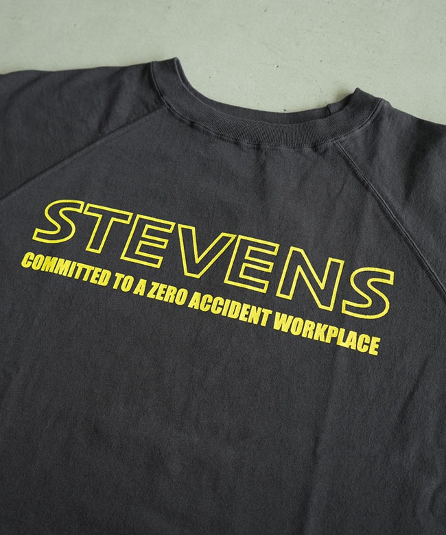 NECESSARY or UNNECESSARY(ネセサリーオアアンネセサリー) STEVENS