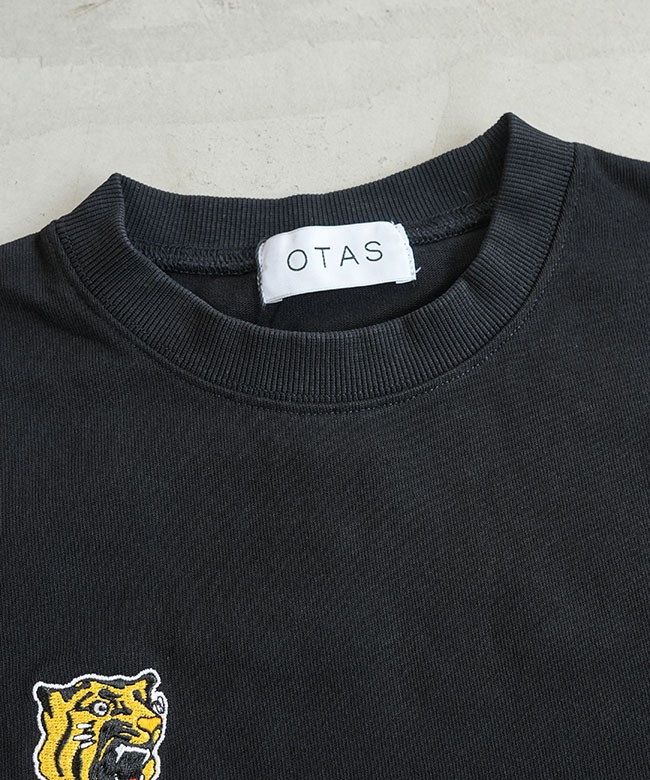 F-25AW258WH]OTAS(オータス) WOODY別注 OJISAN×Tigers 阪神