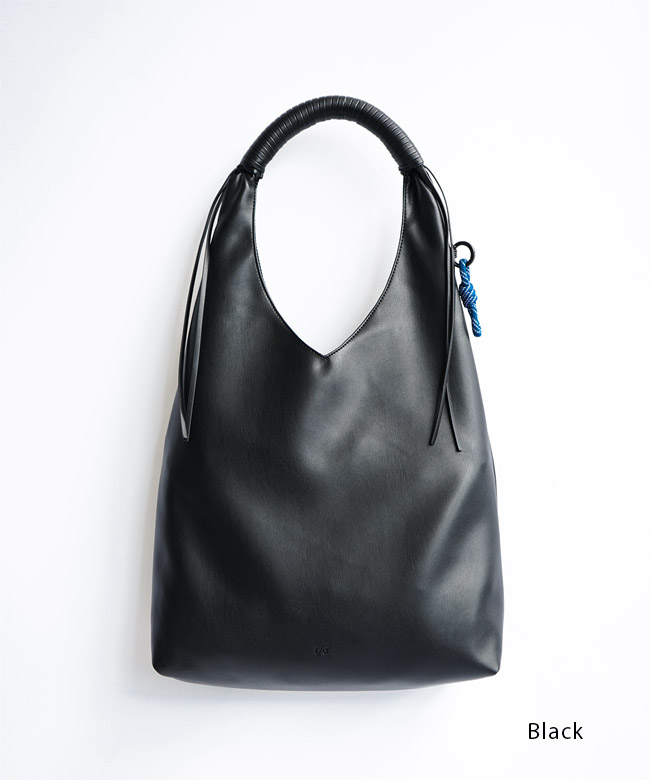 F/CE.(エフシーイー) TECH LEATHER WRAPPING HANDLE TOTE テックレザー